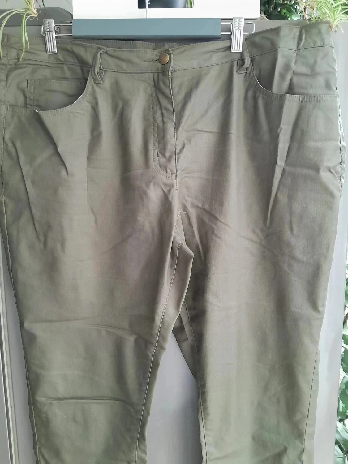 Calça cor camuflagem, algodão encerado, tamanho 50, Marca Blanche Porte – photo 2